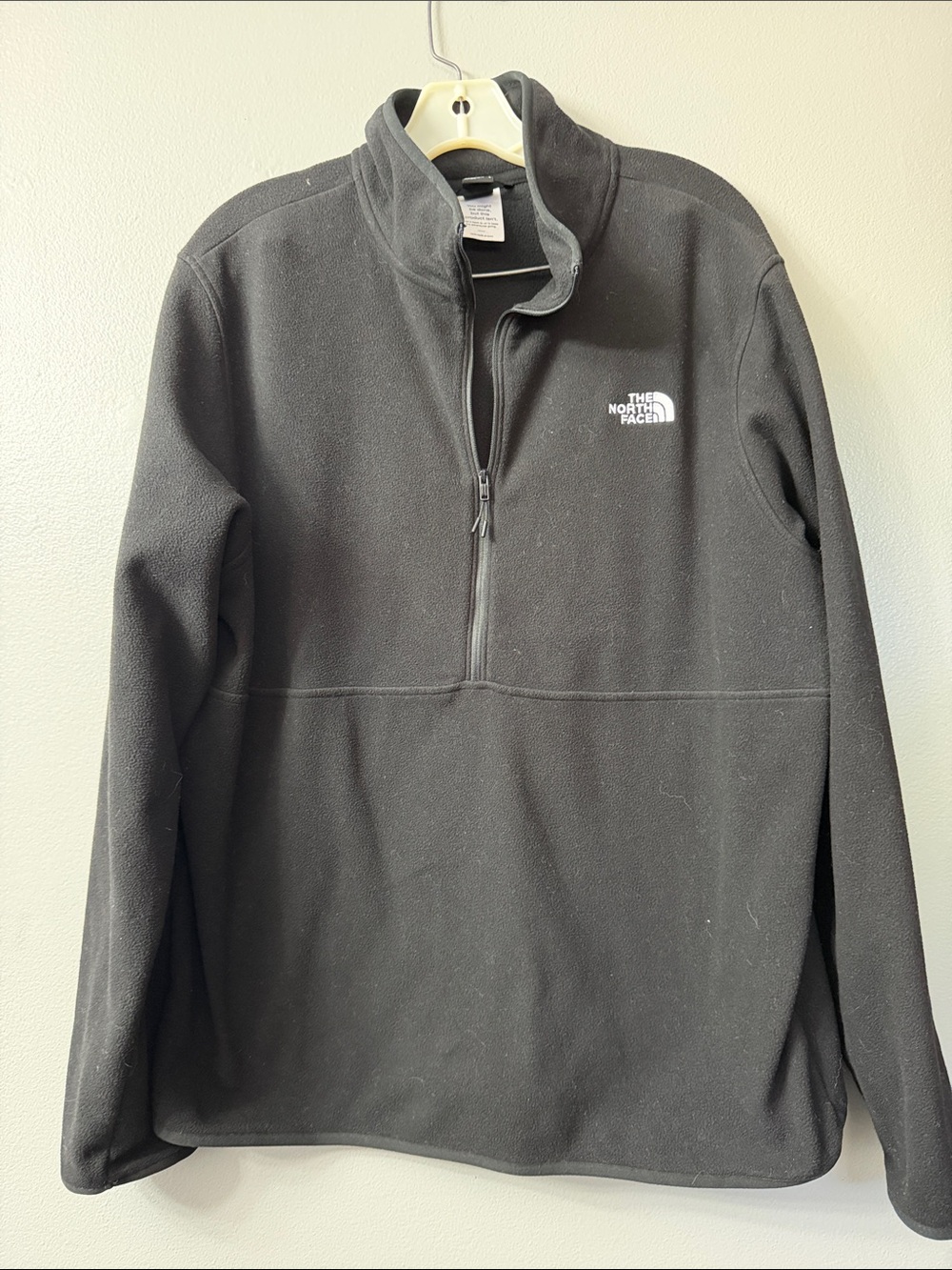 The North Face Men's Glacier 1/2 Zip
Size large